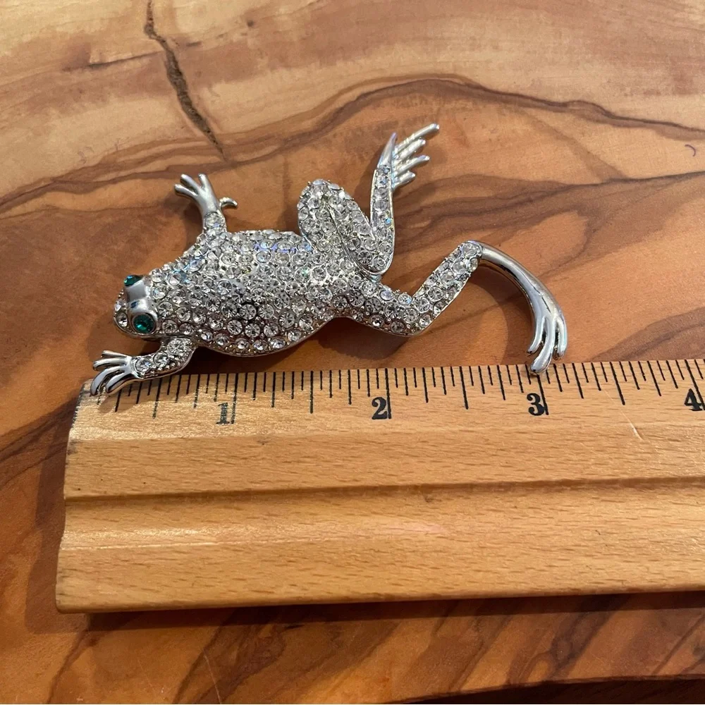 Vintage Rhinestone Frog Brooch Pin with Green Eyes